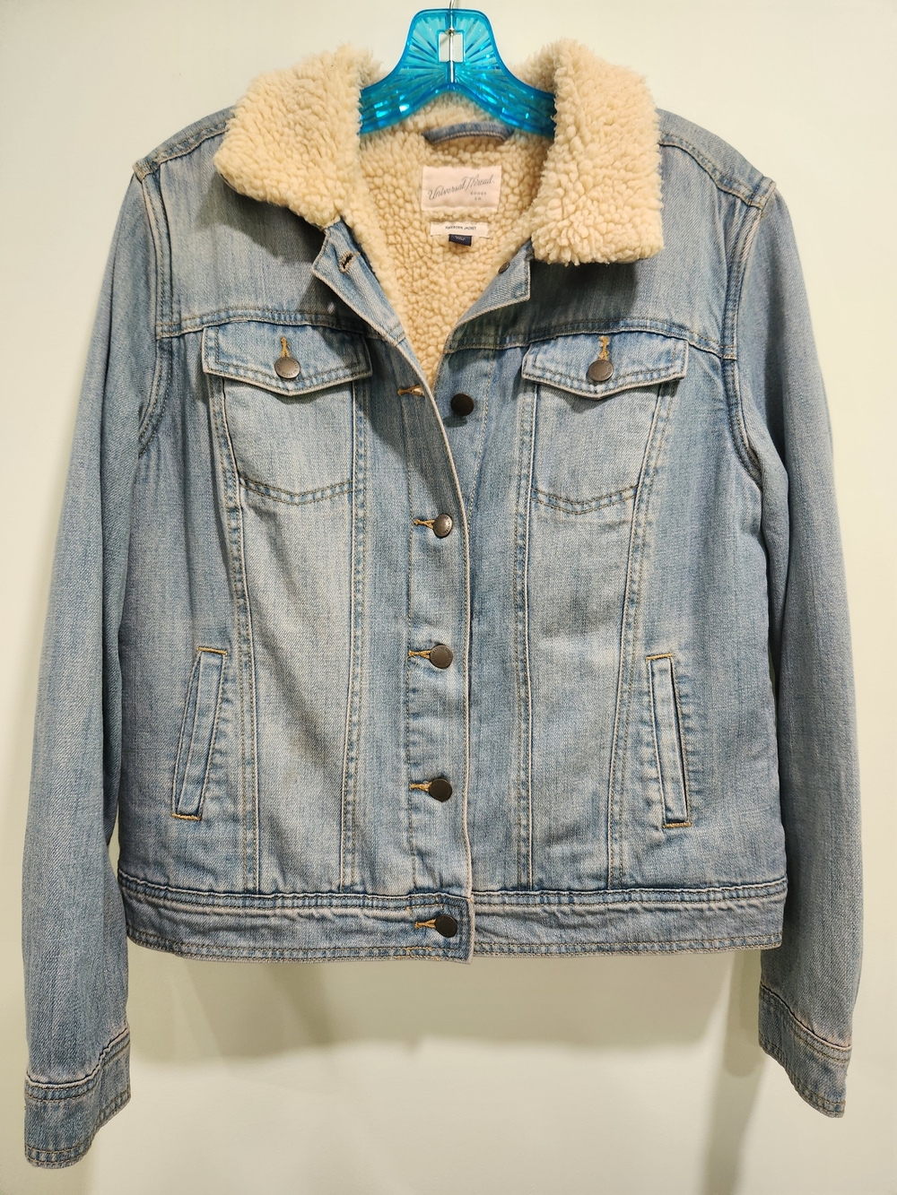 Universal Thread Light Blue Denim Jacket with Cream Sherpa Collar